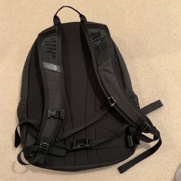 The North Face Jester Backpack New, Unused Unisex - Picture 2 of 9
